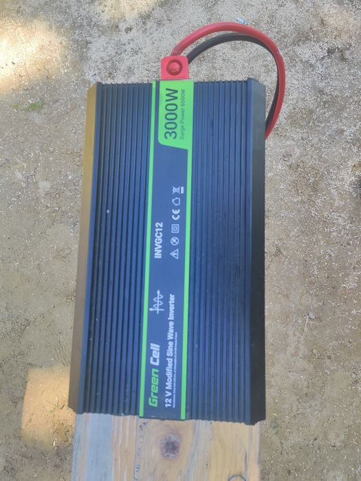 Przetwornica pradu 12v na 230 GreenCell