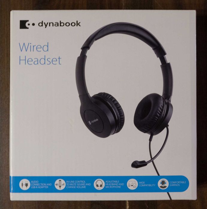 Nauszne słuchawki przewodowe z mikrofonem Dynabook Wired Headset