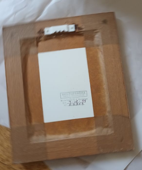 Quadro de moldura rosa