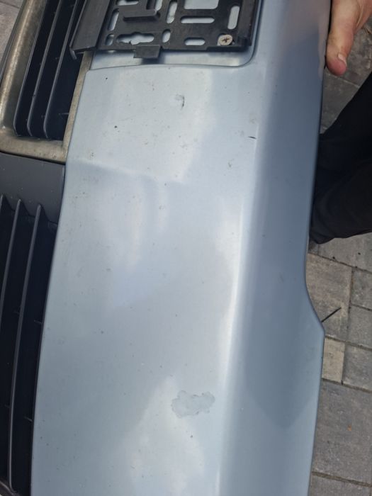 Audi a4 b6 zderzak przod przedni błękitny ly7r
