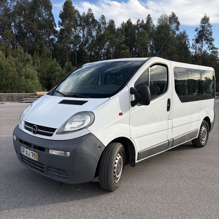 Opel Vivaro 1.9 CDTI de 9 lugares