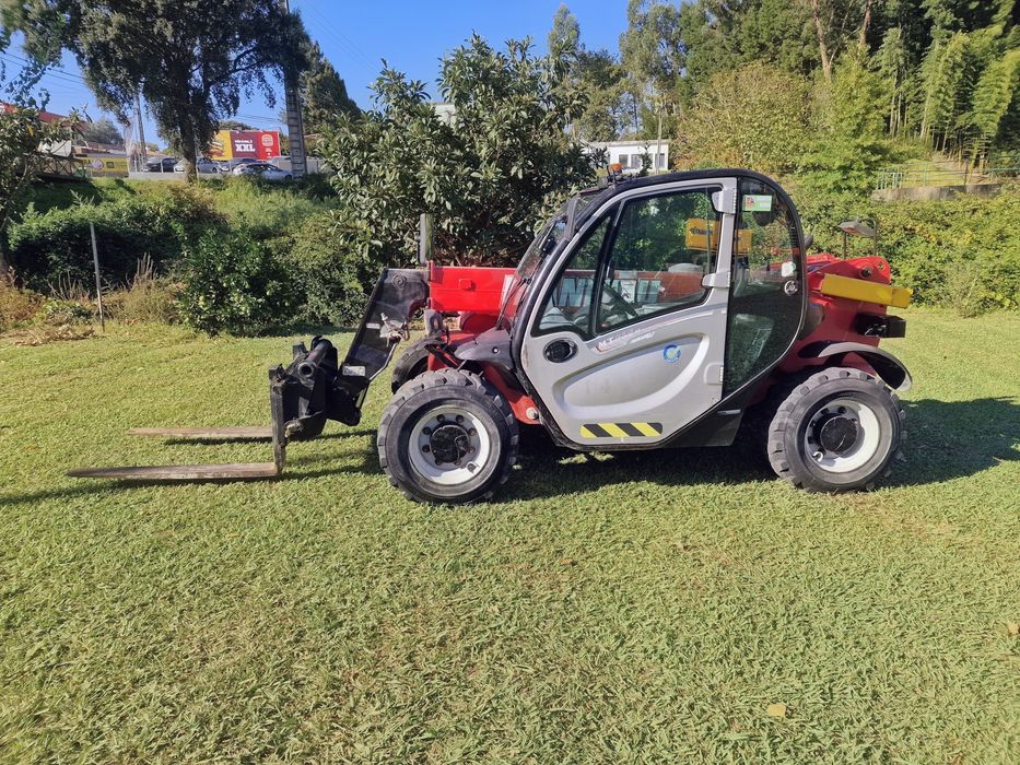 Telescópico Manitou mt 625
