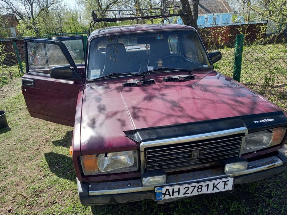 Продам сімьорку доброму стані.