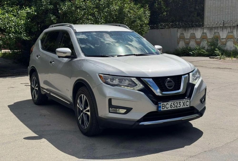 Продається NISSAN ROUGE 2018 ГІБРИД 2.0