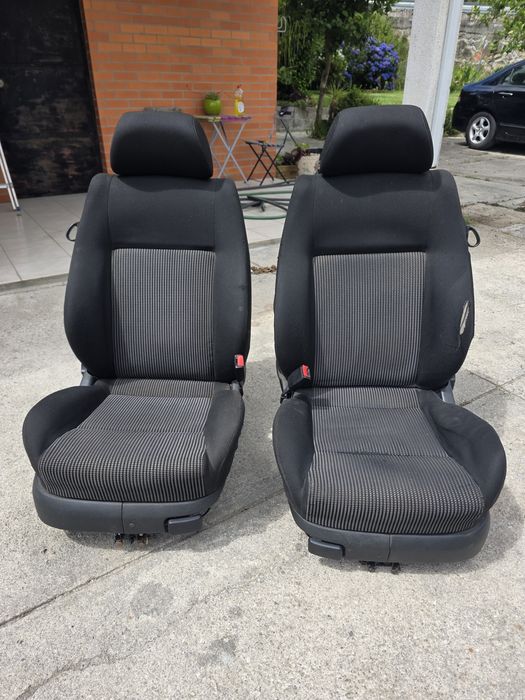 Bancos Golf 4 3p Traseiros Recaro