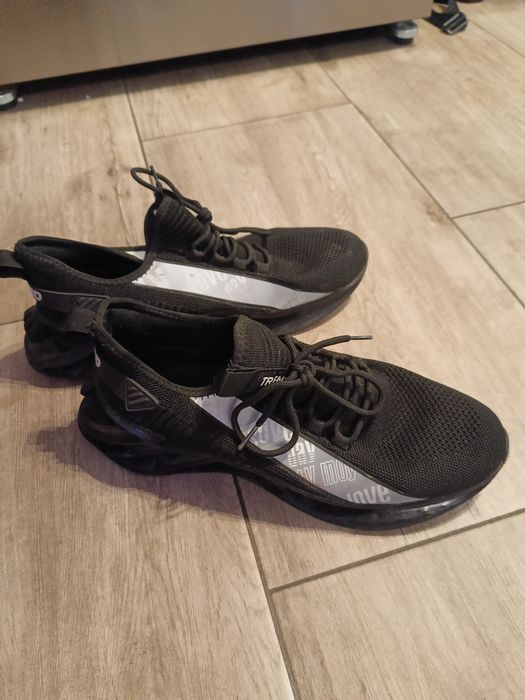 Buty sportowe 44