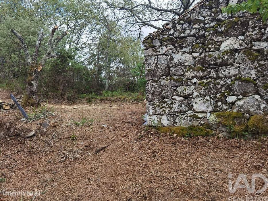 Casa de Campo em Aldeias e Mangualde da Serra de 40,00 m2