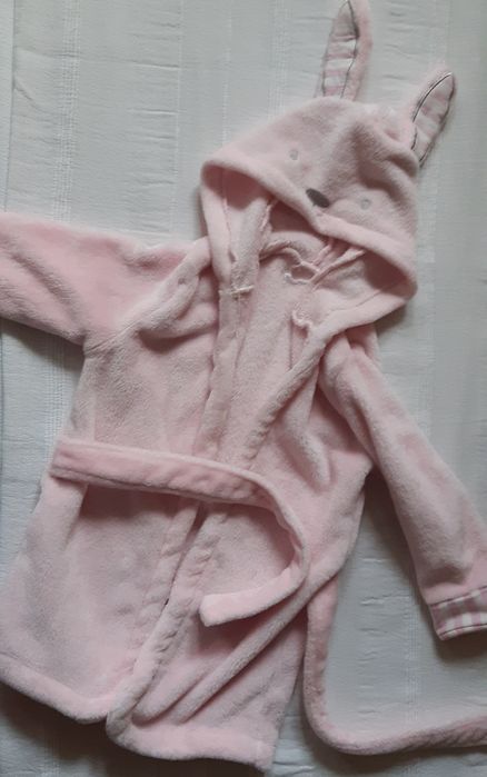 Szlafrok  dla dziewczynki króliczek.