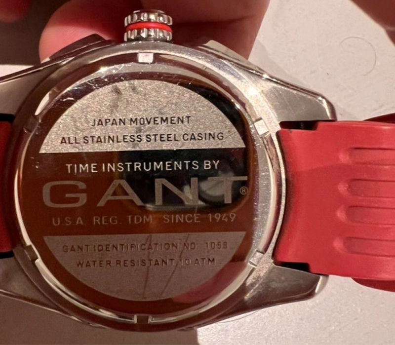 Relógio encarnado GANT