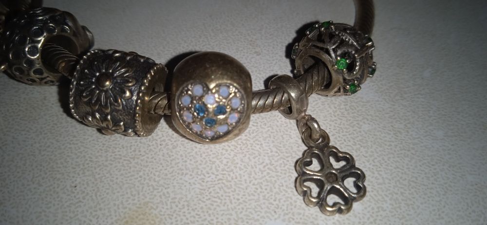 Срібний браслет у стилі Pandora