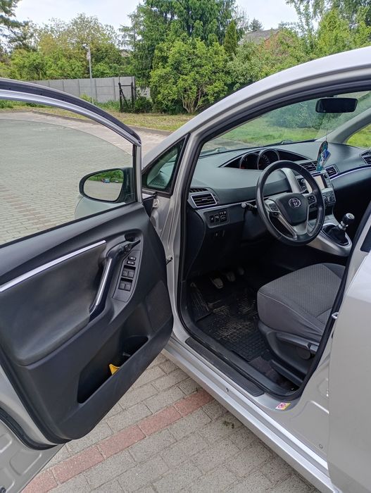 Toyota verso 2.0 d d4d