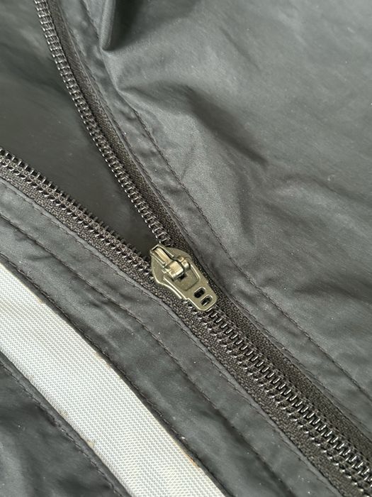 Nike running wind stopper jacket