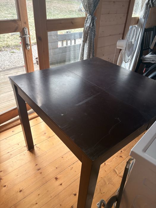 Stol uzywany kwadratowy