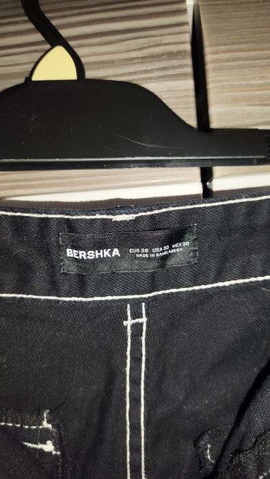 Spodnie Bershka rozm. 38