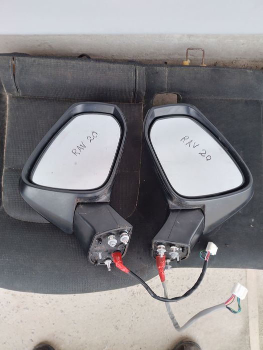 Дзеркало праве ліве 20 пінів Toyota RAV4 2019-2022