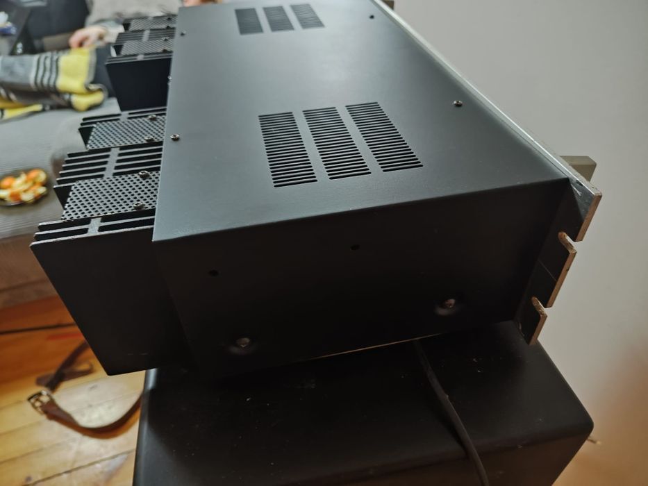 NIKKO ALPHA II -Końcówka mocy dual mono hi-fi