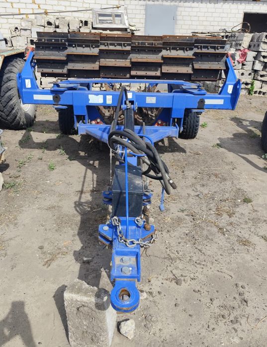 Причепи  ПТС -7 з шнеком