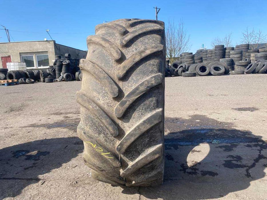 Opona używana 540/65r28 Firesone Maxi Traction 80 Radial 65% Bieżnika