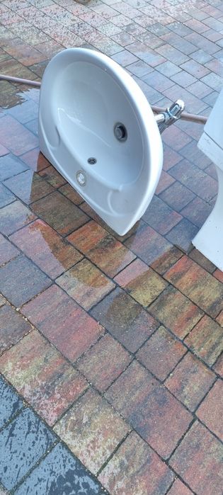 WC z umywalką Cersanit