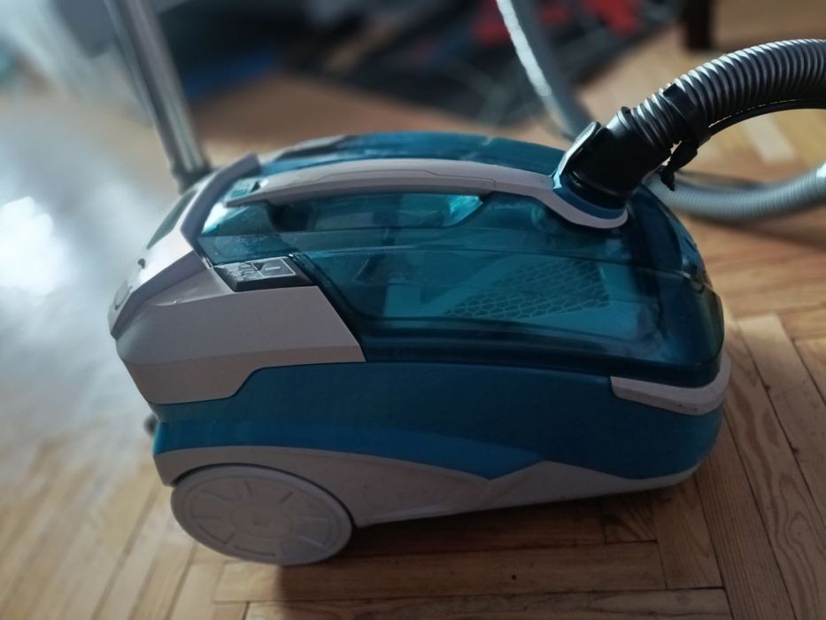 Пилосос THOMAS SKY XT aqua box