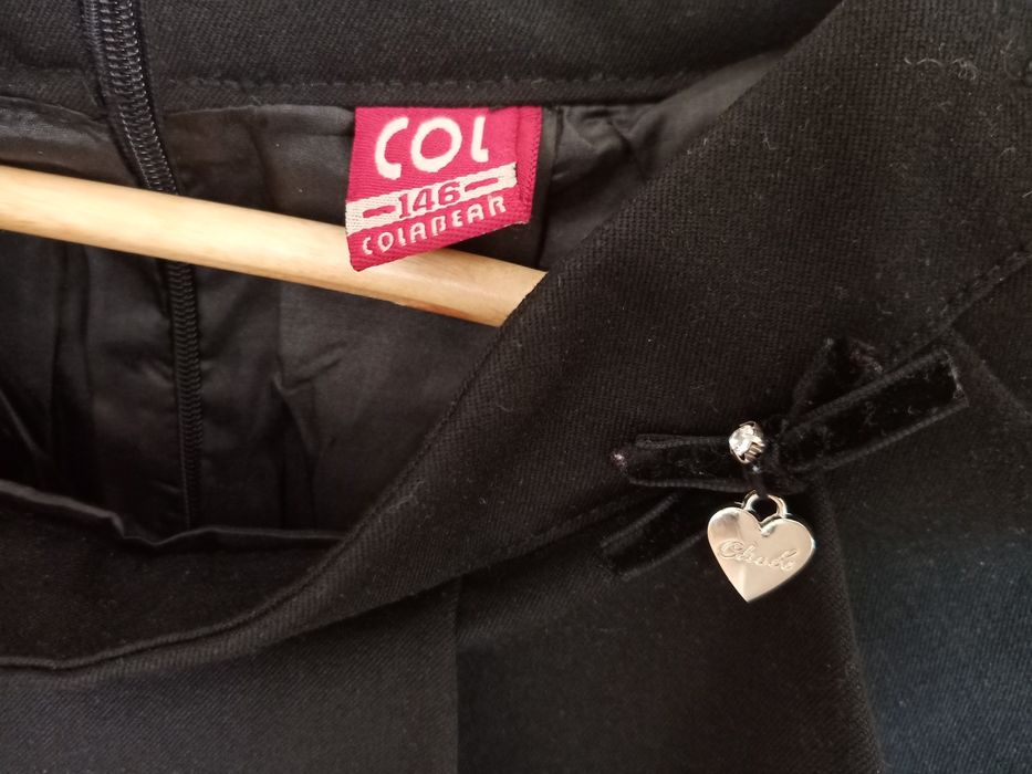 Черная юбка с карманамидля девочки в школу 8-9 лет размер 146