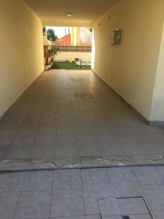 Moradia em Azeitao com piscina (mês)
