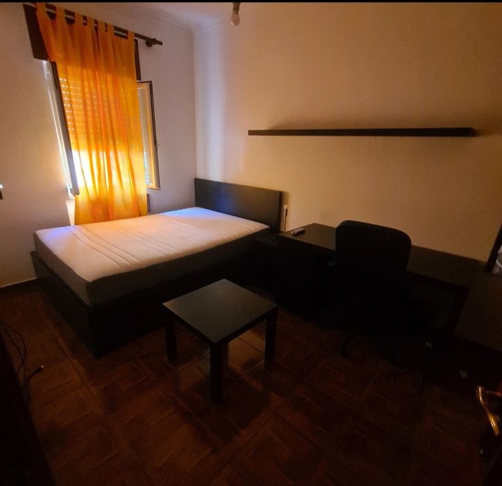 Quarto Cruz Quebrada