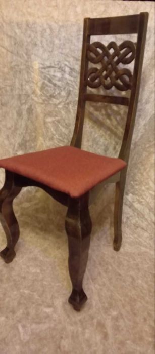 Стул кухонний дерев'яний