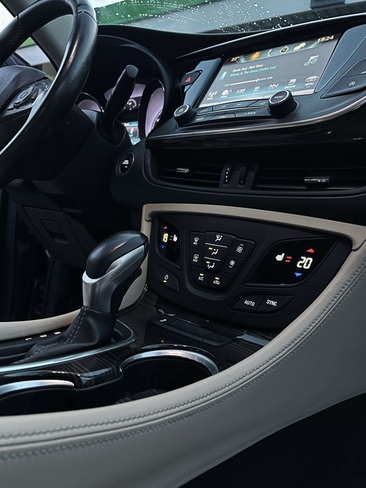 Продам идеальный Buick Envision