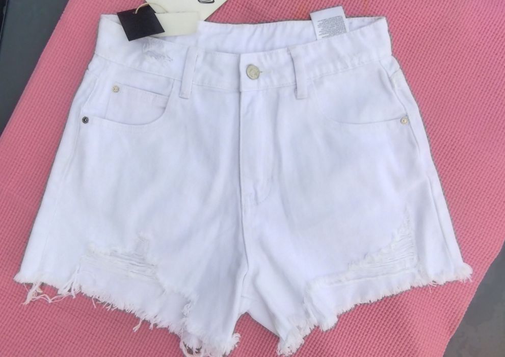 Szorty jeansowe białe przetarcia