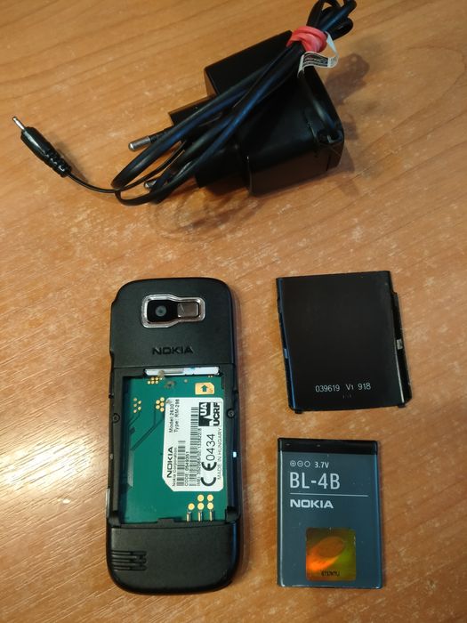 Телефон Nokia 2630 Нокиа кнопочный