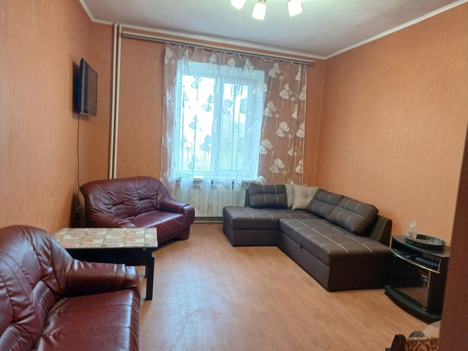 Сдам 2кв4/5 АО сталинка Васильевская 11000 грн.