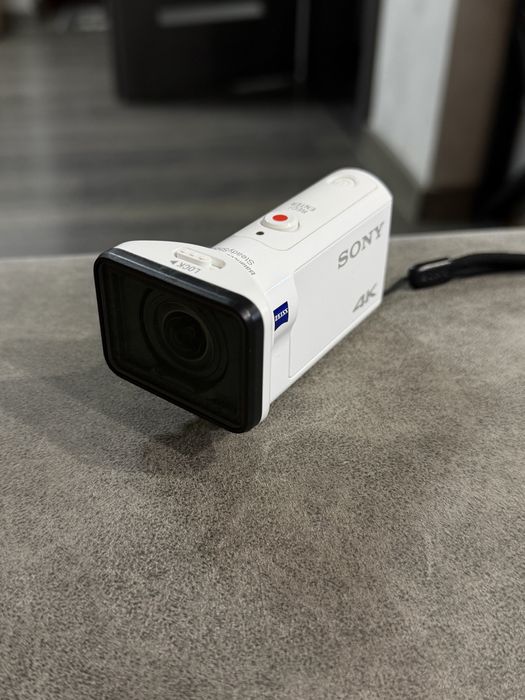 Екшн камера Sony  FDR-X3000