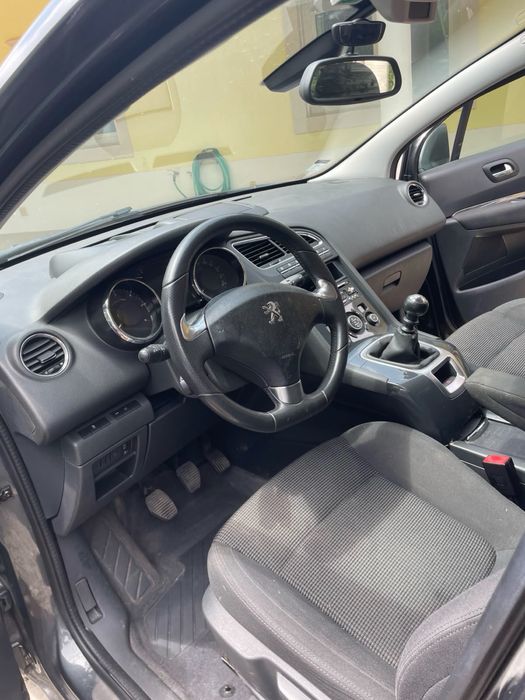 Pugeot 5008 2.0 HDI Executive