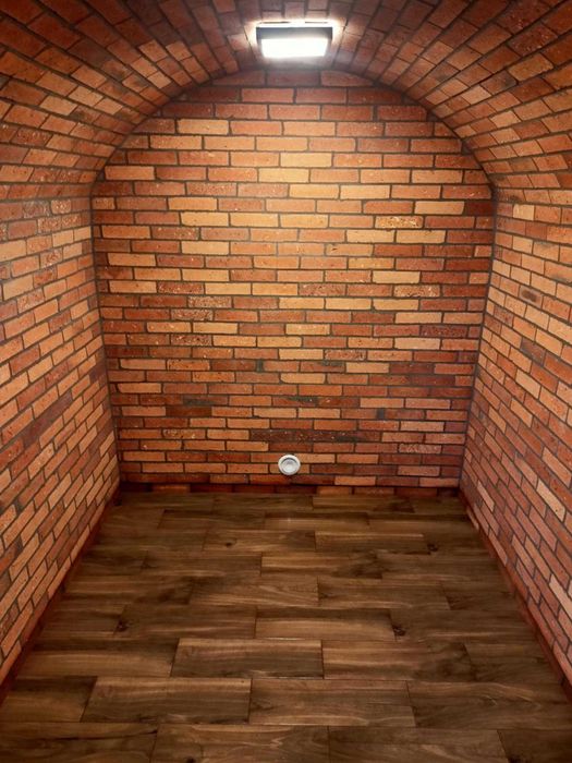 schron betonowy , piwniczka betonowa , ziemianka , piwnica , sauna ogrodowa
