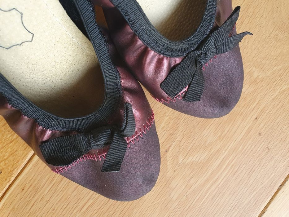 Bordowo czarne baleriny In Extenso 38