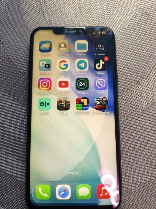 Продам iPhone 11 pro max