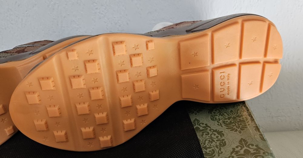 Gucci buty 43 trampki piękne logowane cały zestaw pokrowiec Italy