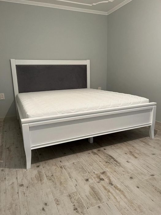 Ліжко ручної роботи