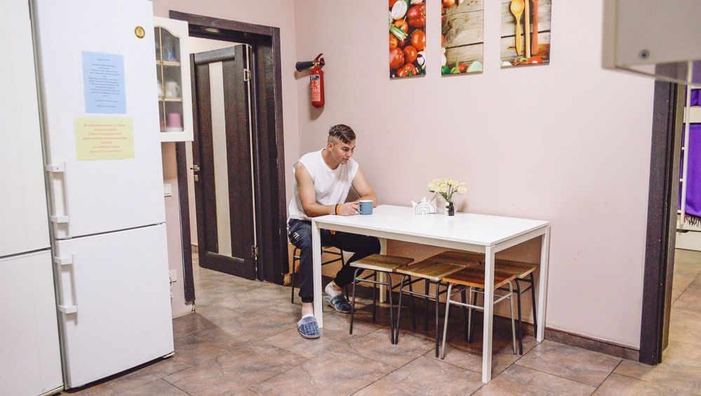 Новий хостел Київ із бомбосховищем ! Метро Шулявська