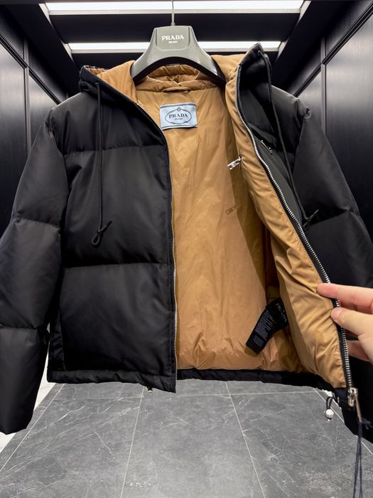 Prada re neylon куртка зимова жіноча прада нейлонова пухова