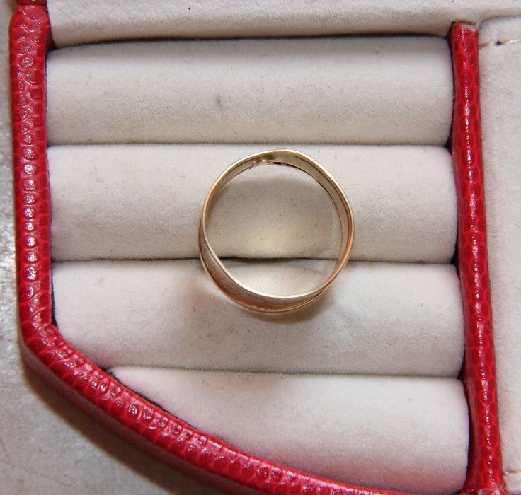 Złoty pierścionek obraczka kruk ze złota próby 585 14k złote złoto