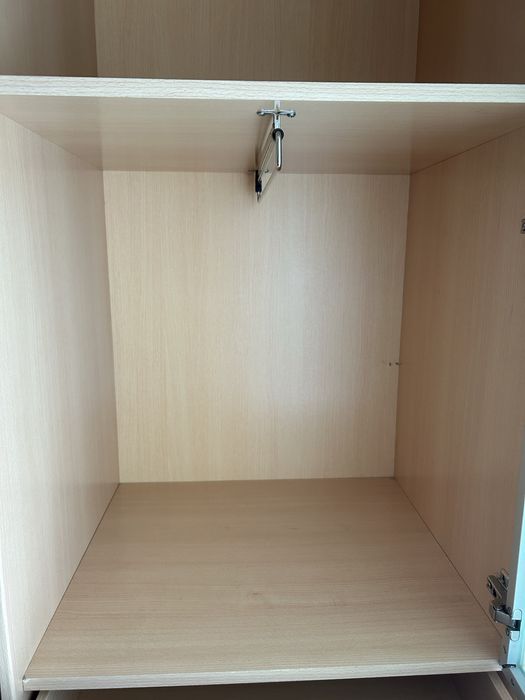 Armário com porta e 6 gavetas