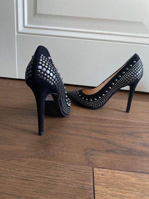 Rockowe szpilki Hego’s