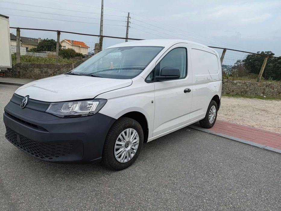 VW CADDY 2023 | 92.000 KM | IVA DEDUTÍVEL | REVISÃO FEITA | €18.500