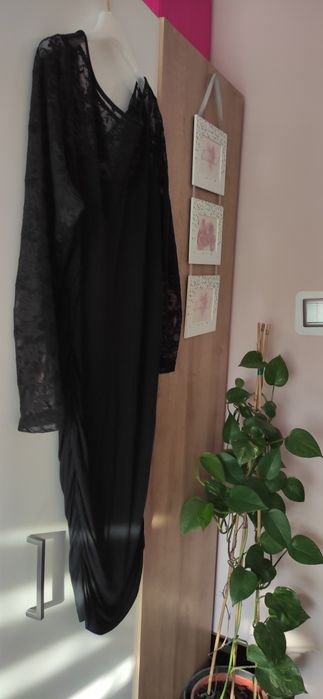 Sukienka z koronką r 44/48