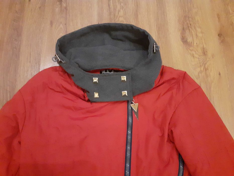 Курточка жіноча демісезонна