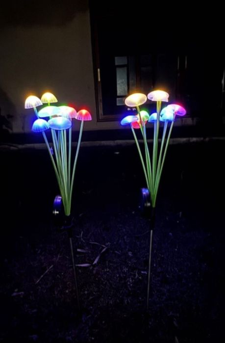 Садові світла у вигляді грибів
