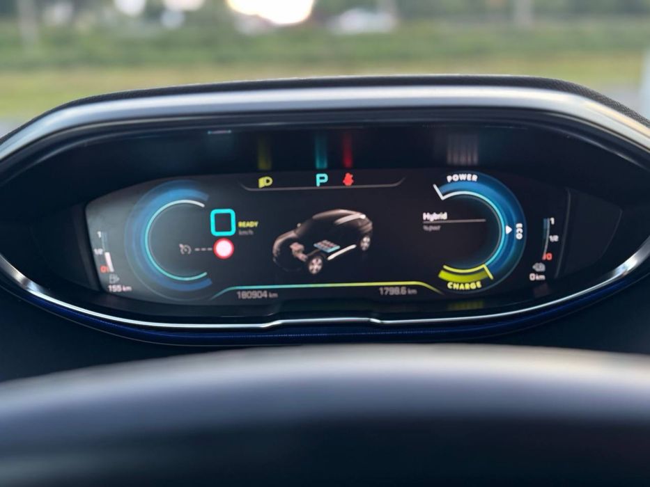 Peugeot 3008 Hybrid 15.11.2021 Automat