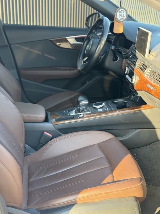Продам AUDI A4 B9 2016 року S-LINE